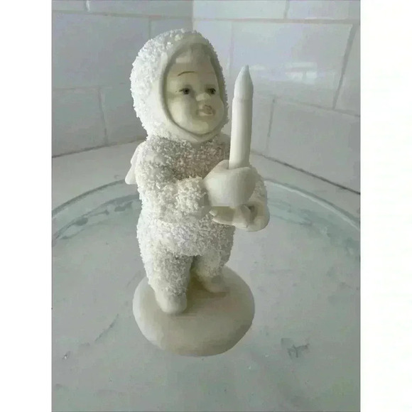 Snowbabies Just One Little Candle Dept 56 Winter Tales Snow Baby - Picture 8 of 11